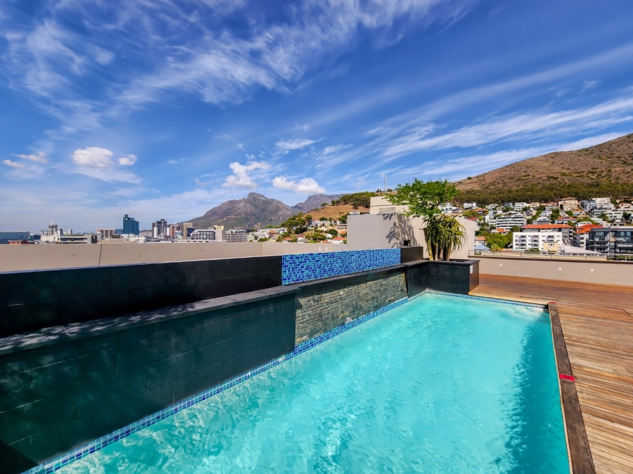 1 Bedroom Property for Sale in Green Point Western Cape